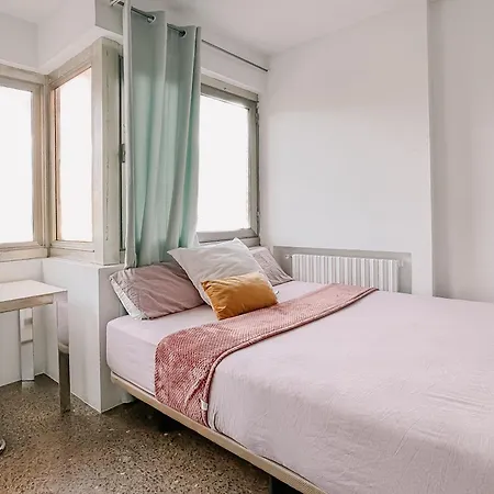 Apartment Lovely In Shared Gracia Neighborhood Barcelona