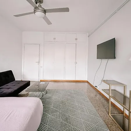 Lovely In Shared Gracia Neighborhood Apartment Barcelona