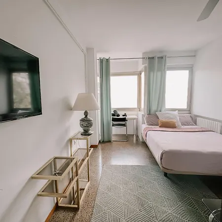Apartment Lovely In Shared Gracia Neighborhood